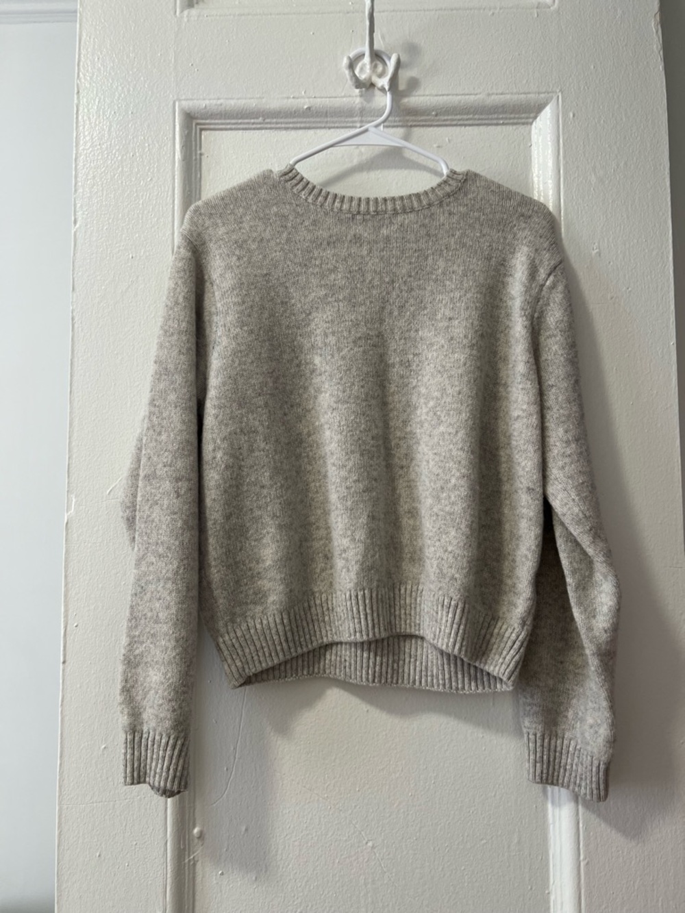 Brandy Melville grey sweater